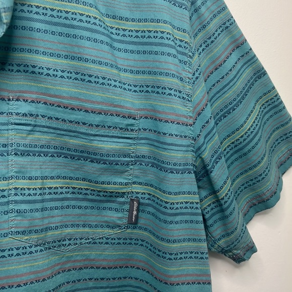 Eddie Bauer Men Classic Fit Aztec Pattern Print Button Down Shirt - Picture 8 of 13